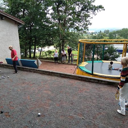 Camping Hurongues Pomeys Exterior foto